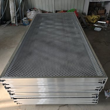 1系鋁板18×30m孔鋁板網